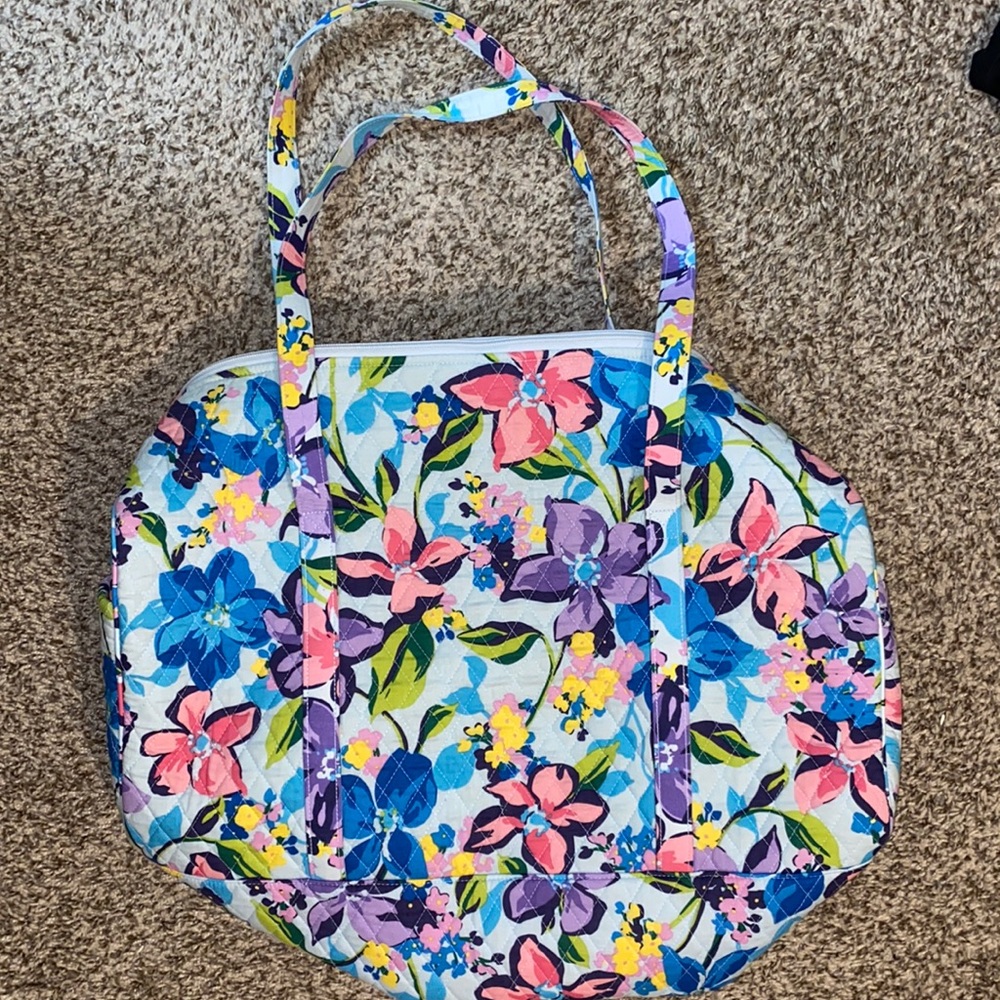 Vera Bradley duffle bag